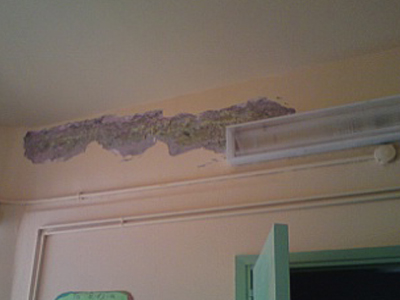 Κάνουν κατάληψη στο σχολείο οι γονείς των μαθητών